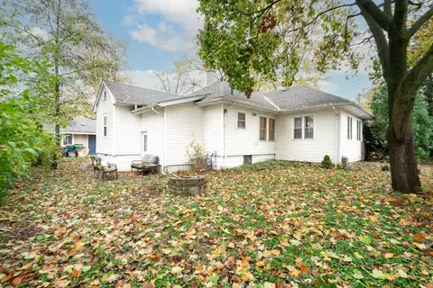 Exterior - 404 E 7th St, Lockport, IL 60441 photo 3 of 14