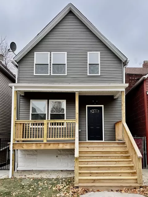 950 N Latrobe Ave, Chicago, IL 60651