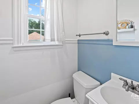 Bath - 1163 S Poplar Ave, Kankakee, IL 60901 photo 1 of 2