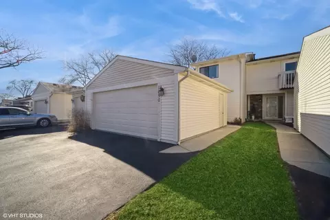 1050 Cumberland Ct, Vernon Hills, IL 60061