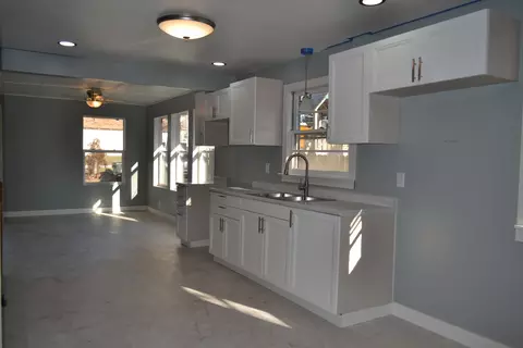 1801 E 3rd St, Sterling, IL 61081 photo 5