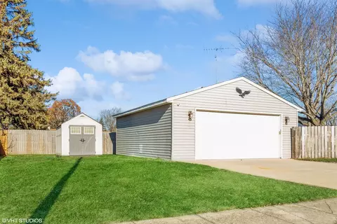 802 N Taylor St, Marengo, IL 60152 photo 18