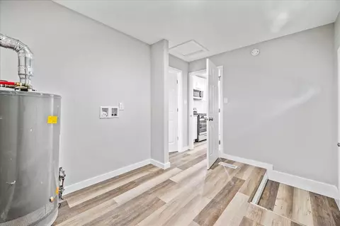 Entry Way - 405 N Walnut St, Onarga, IL 60955 photo 4 of 4