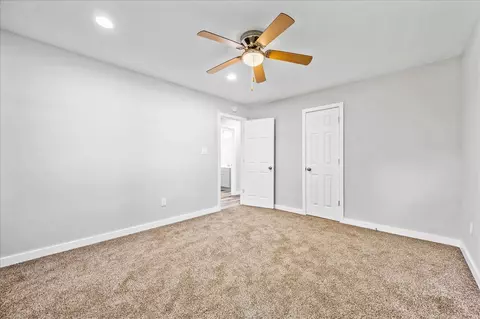 Bedroom - 405 N Walnut St, Onarga, IL 60955 photo 2 of 3
