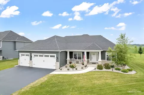 5006 Carpenter Ave, Oswego, IL 60543