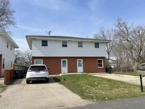 2141 Lamar St, Rockford, IL 61108
