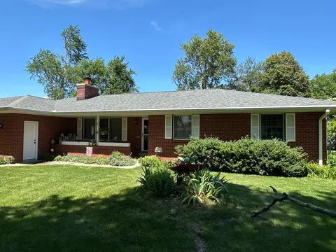 Exterior - 5 James Ct, Sidney, IL 61877 photo 7 of 13