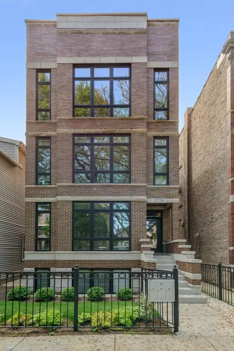 2728 N Wayne Ave #3, Chicago, IL 60614