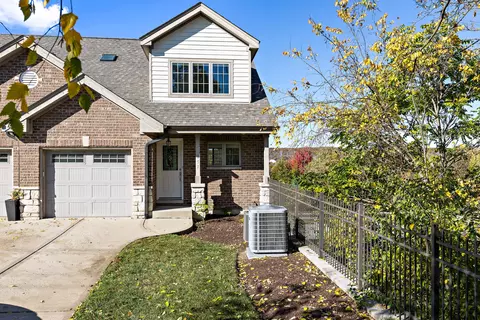 857 Illinois St #857, Lemont, IL 60439