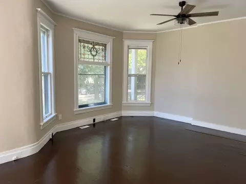 Living - 502 E Locust St, Bloomington, IL 61701 photo 4 of 5