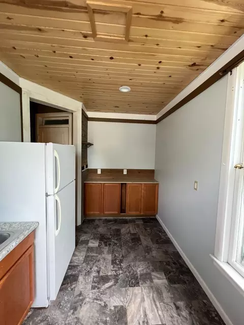 Kitchen - 502 E Locust St, Bloomington, IL 61701 photo 5 of 5