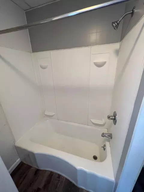 Bath - 502 E Locust St, Bloomington, IL 61701 photo 3 of 3