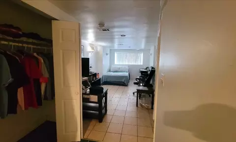 3017 N Gresham Ave, Chicago, IL 60618 photo 41