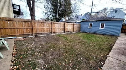 3017 N Gresham Ave, Chicago, IL 60618 photo 50