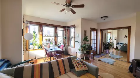 3017 N Gresham Ave, Chicago, IL 60618 photo 18