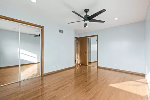 Bedroom - 7325 W 82nd St, Bridgeview, IL 60455 photo 3 of 5