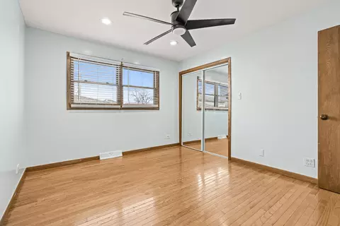 Bedroom - 7325 W 82nd St, Bridgeview, IL 60455 photo 5 of 5