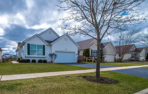 98 Netherlands Dr, Antioch, IL 60002
