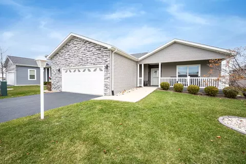 1540 Meadow View Ln, Grayslake, IL 60030