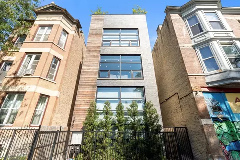 1905 N Albany Ave #2, Chicago, IL 60647