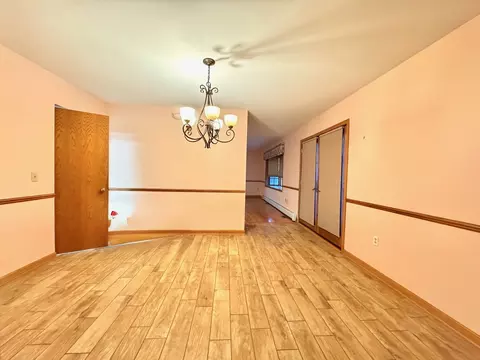 313 N Green St, Mchenry, IL 60050 photo 3