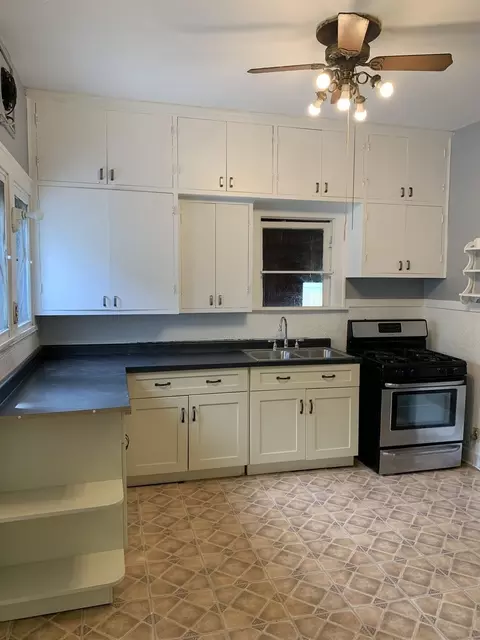 Kitchen - 537 E Chicago St, Elgin, IL 60120 photo 1 of 3