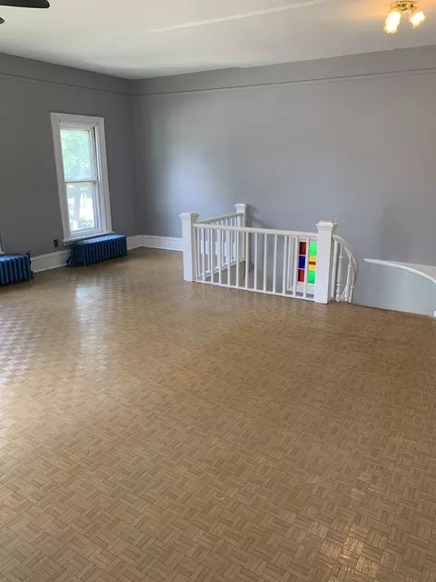 Living - 537 E Chicago St, Elgin, IL 60120 photo 8 of 9