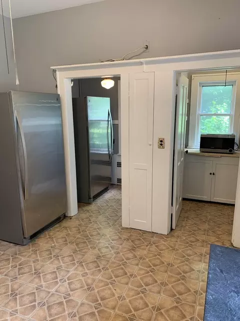 Kitchen - 537 E Chicago St, Elgin, IL 60120 photo 3 of 3