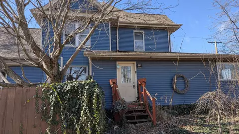 2040 Keokuk St, Hamilton, IL 62341