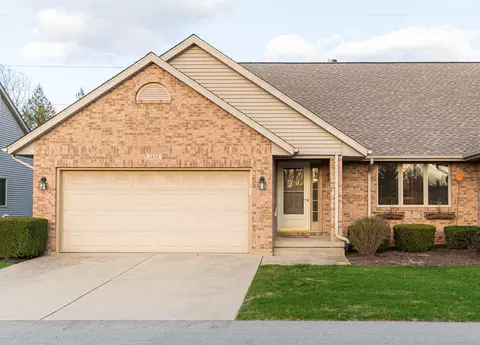 1456 Adrienne Cir, Sycamore, IL 60178