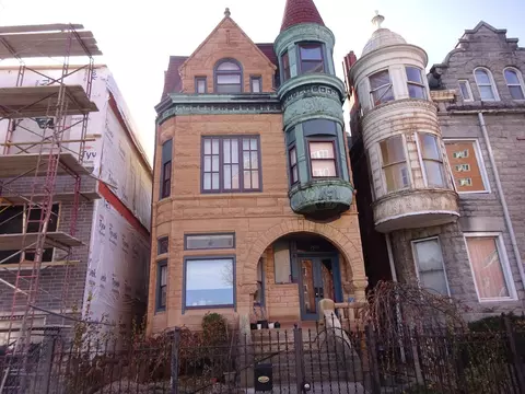 3982 S Lake Park Ave, Chicago, IL 60653