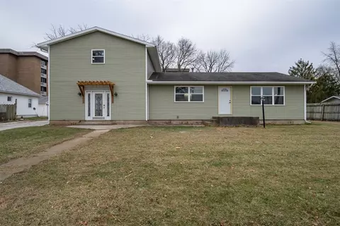 1010 W Madison St, Pontiac, IL 61764