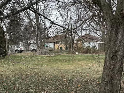 609 Florence Ave, Joliet, IL 60433