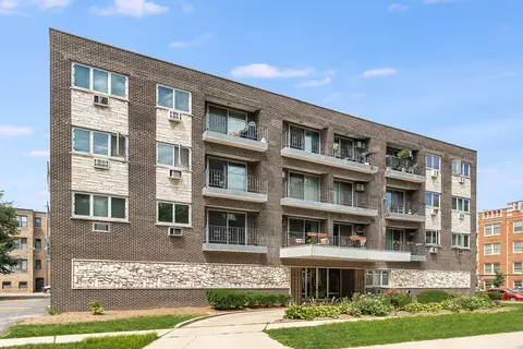 401 S Grove Ave #2H, Oak Park, IL 60302