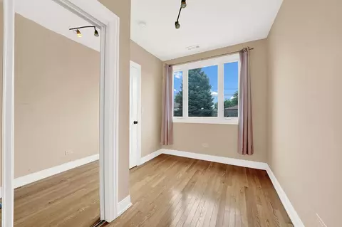 Bedroom - 7725 S Roberts Rd, Bridgeview, IL 60455 photo 5 of 5