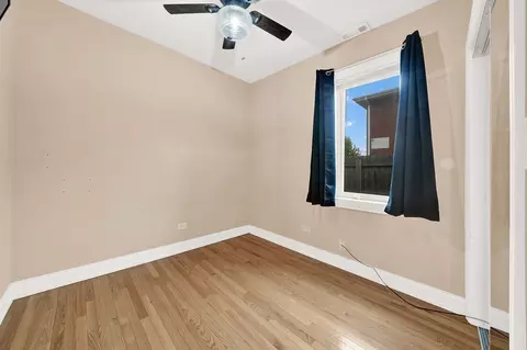 Bedroom - 7725 S Roberts Rd, Bridgeview, IL 60455 photo 3 of 5