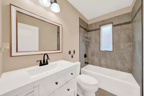 Bath - 7725 S Roberts Rd, Bridgeview, IL 60455 photo 1 of 2