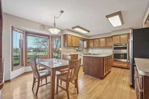 2513 Braddock Dr, Naperville, IL 60565 photo 5
