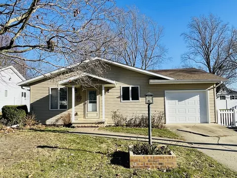 134 S Lincoln St, Toluca, IL 61369