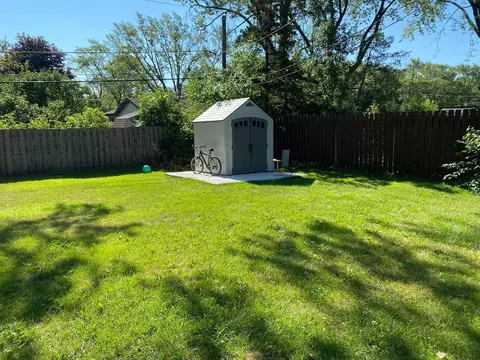 Exterior - 525 Olive St, Hoffman Estates, IL 60169 photo 2 of 2
