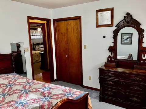 609 E Webster St, Polo, IL 61064 photo 12