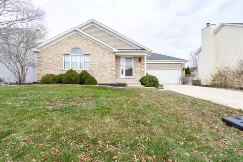Exterior - 1902 Brighton Ln, Plainfield, IL 60586 photo 2 of 7