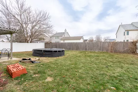 Exterior - 1902 Brighton Ln, Plainfield, IL 60586 photo 6 of 7