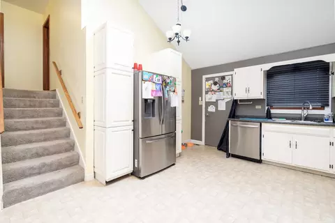 Entry Way - 1902 Brighton Ln, Plainfield, IL 60586 photo 1 of 3
