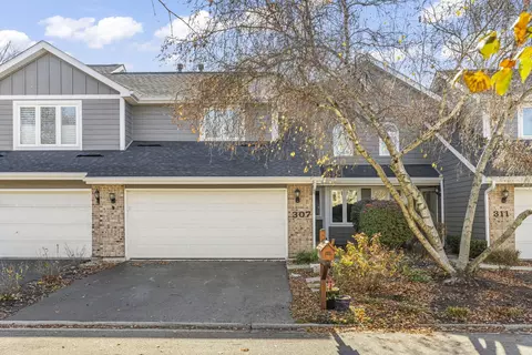 307 N Charles Ave, Naperville, IL 60540
