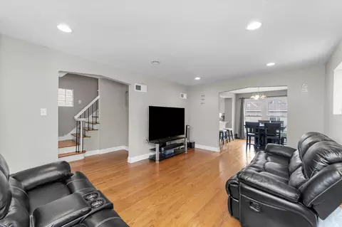 7936 S Artesian Ave, Chicago, IL 60652 photo 7