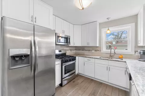 7936 S Artesian Ave, Chicago, IL 60652 photo 11