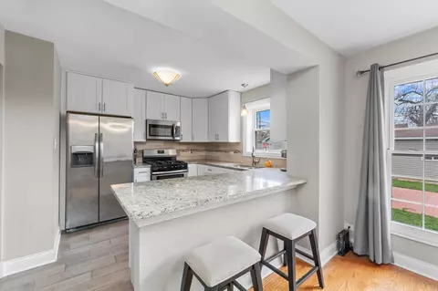 7936 S Artesian Ave, Chicago, IL 60652 photo 10