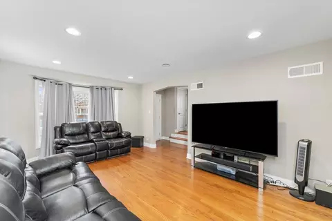 7936 S Artesian Ave, Chicago, IL 60652 photo 6