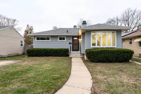 2108 Elizabeth Ave, Zion, IL 60099